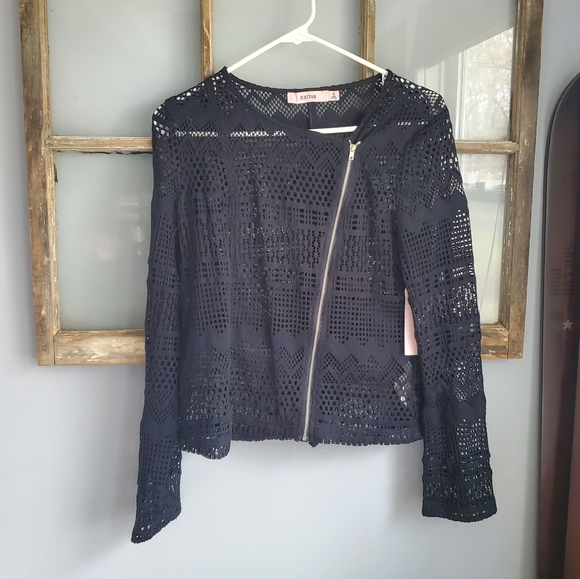 Justfab Lace Moto Jacket - Picture 4 of 14